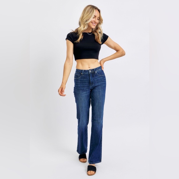 Judy Blue MID RISE "TUMMY CONTROL" CLASSIC STRAIGHT jeans - Picture 4 of 6